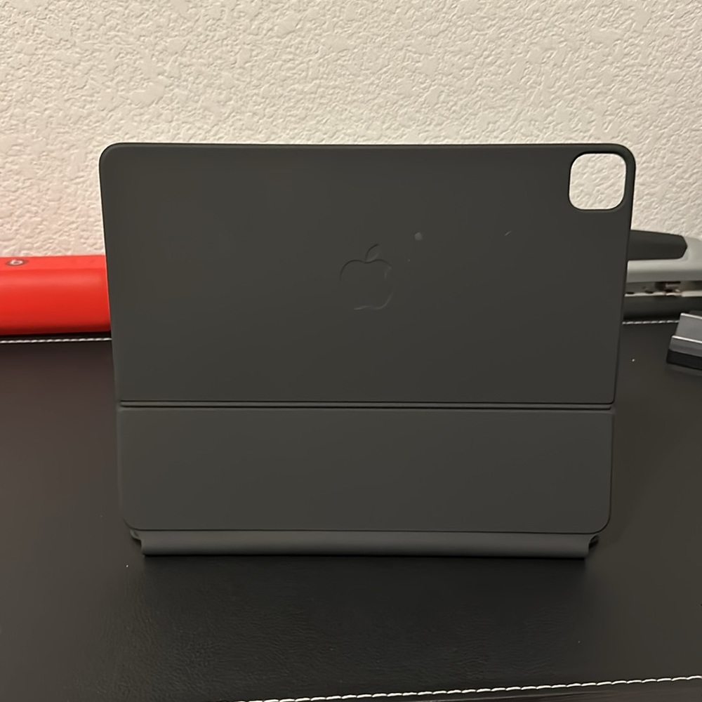 Magic Keyboard - Picture 3 of 3